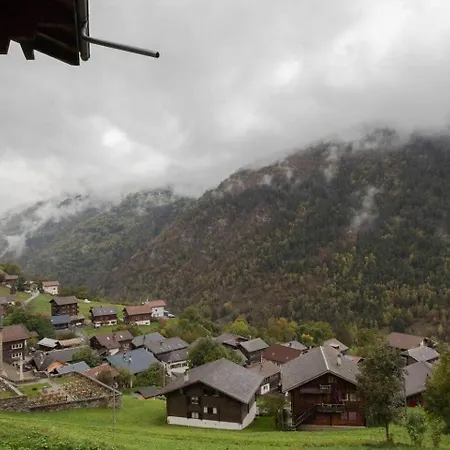 Chalet Swiss - Upstairs