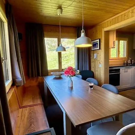 Mallum - Upper Chalet