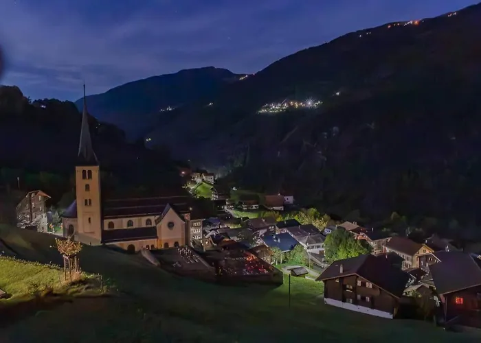 Swiss - Upstairs Chalet *